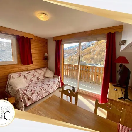 شقة T2 View, Skiing, Summer Pool Balcons Du Soleil ألو