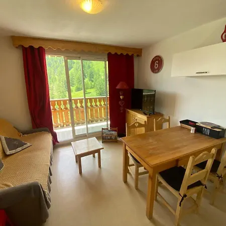 شقة T2 View, Skiing, Summer Pool Balcons Du Soleil ألو